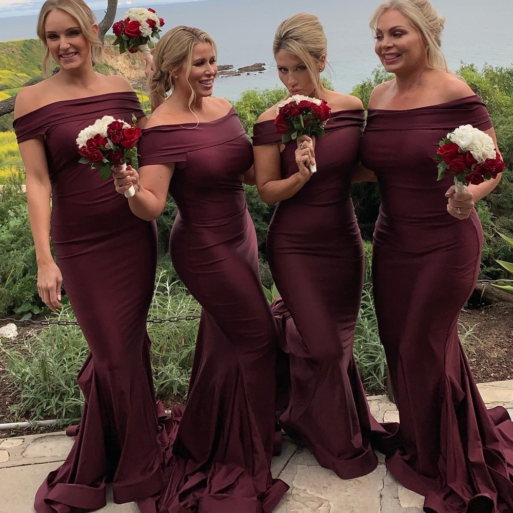 BRIDESMAID/pageant/birthday gown with train - Picture 2 of 7